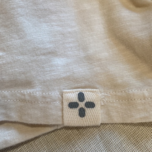 Sun and stone tshirt - Picture 5 of 5